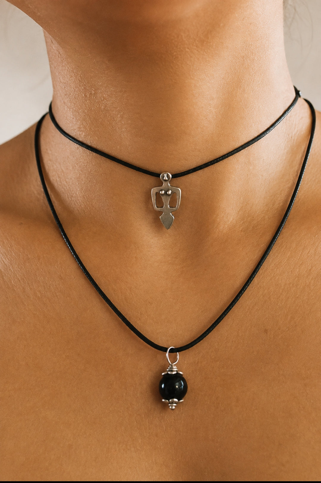 Collana Su Coccu Ossidiana