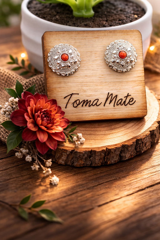 Orecchini bottone sardo in argento 925 con corallo naturale lavorati in filigrana sarda