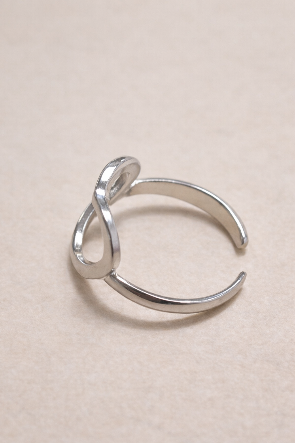 Anello a Cuore aperto